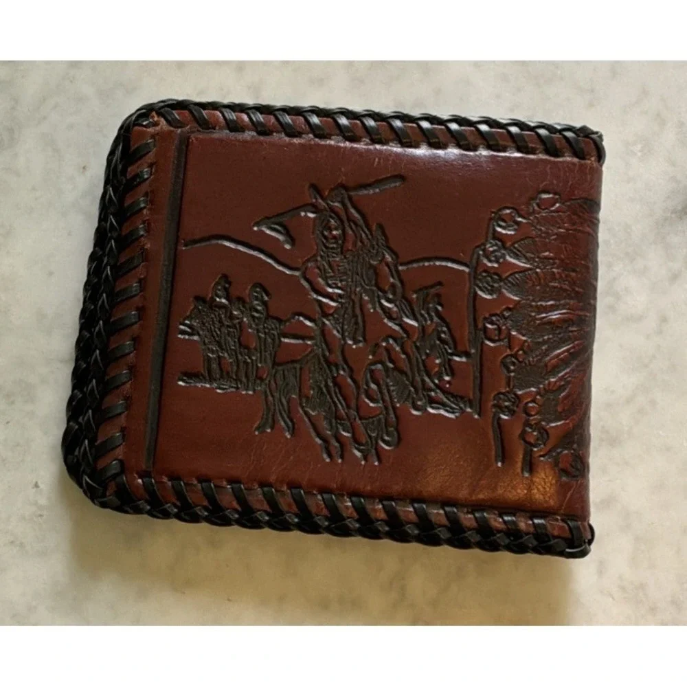 New VTG Mens Leather Bifold Laced Truckers Wallet Embossed Front Native American